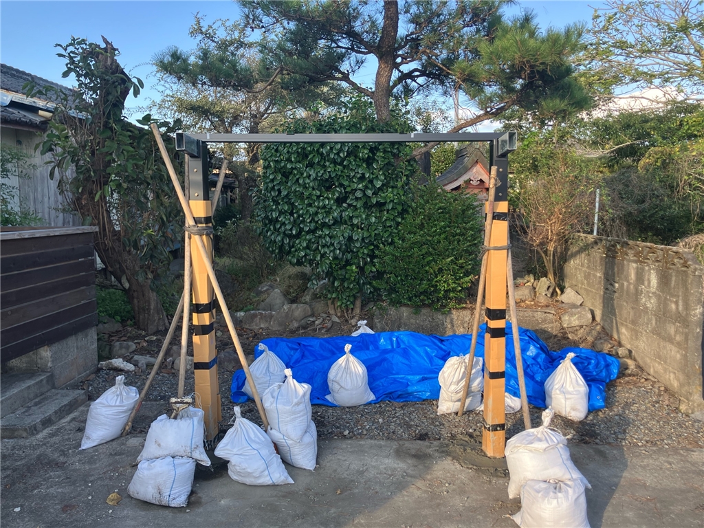 サイクルポート　フーゴミニ施工中