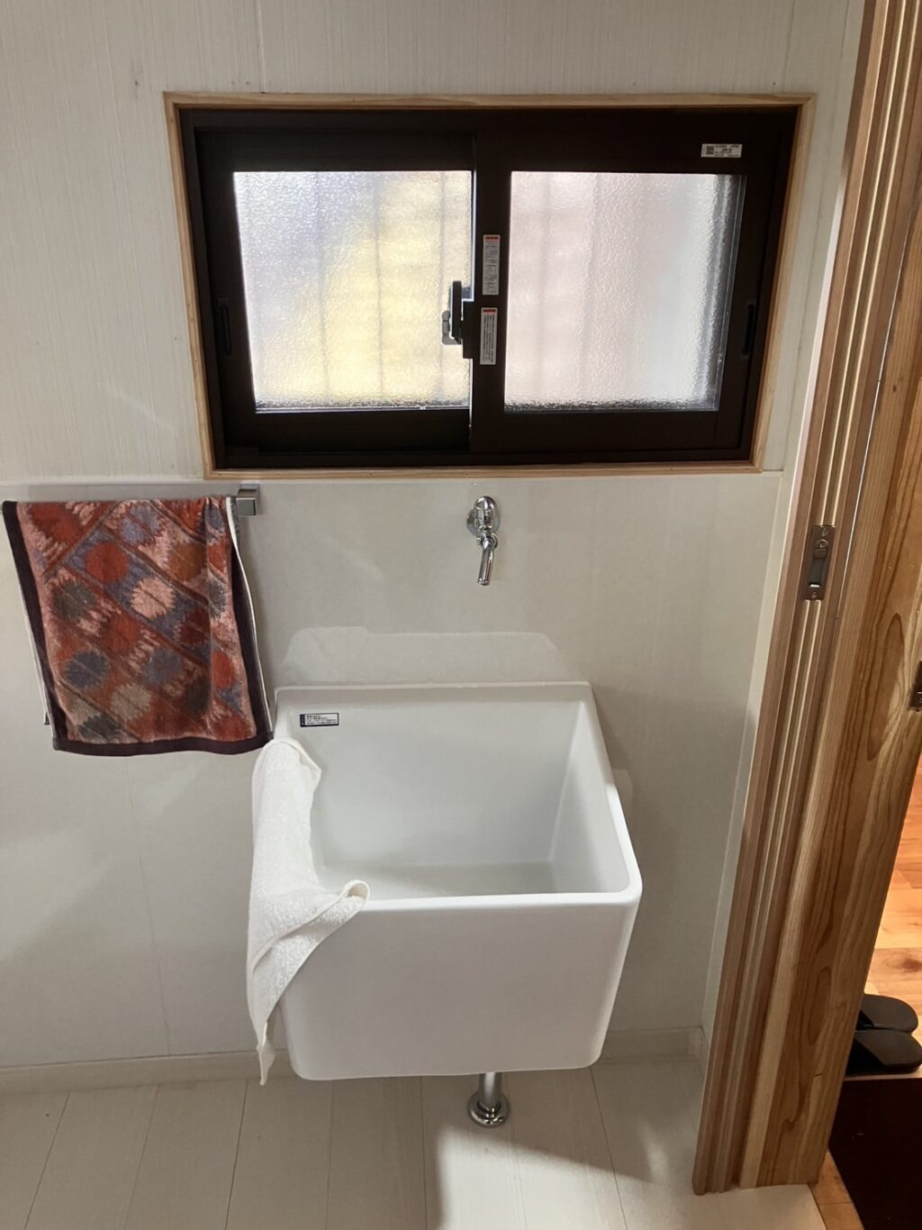 トイレ手洗い　施工後
